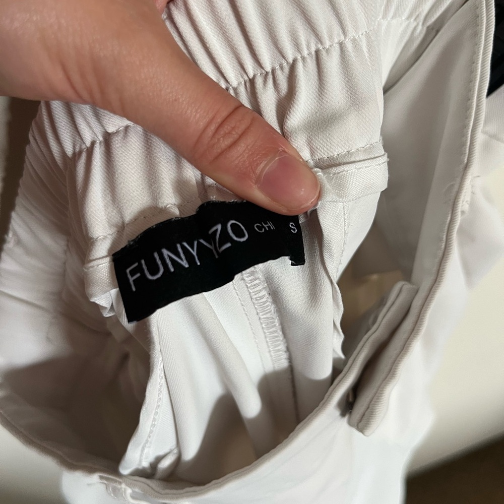 White Pants - Picture 5 of 5